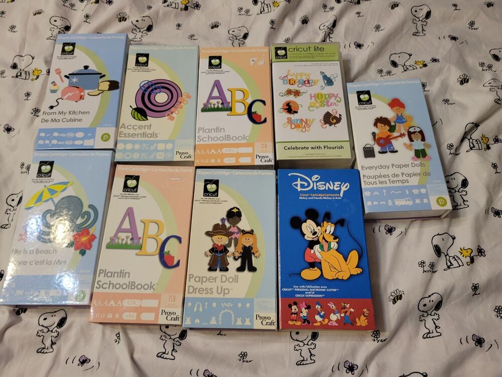 Cricut Cartridges Lot Of 9 W/ Keyboards & Booklets VGC! w MICKEY